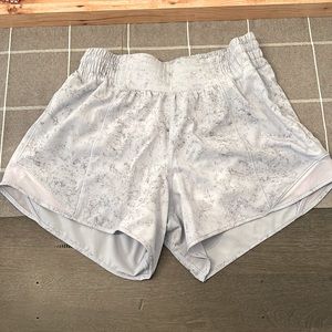 Lululemon Hotty hot hi rise 4” short